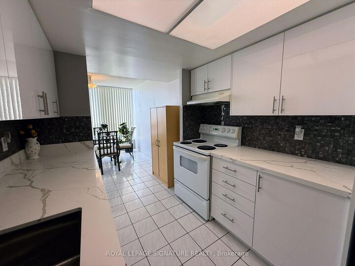 Property Photo: 3 Rowntree Road 407 ON M9V 5G8