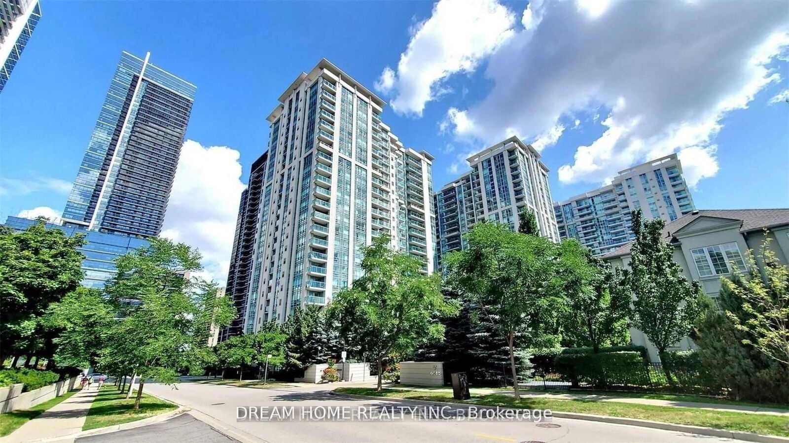 Property Photo:  31 Bales Avenue 2308  ON M2N 7L6 