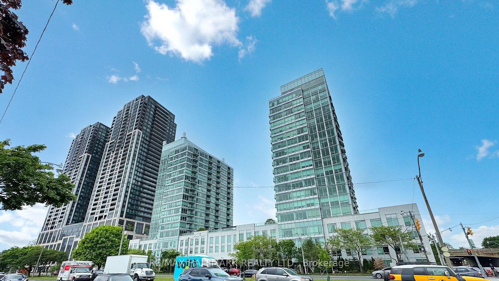 Property Photo:  1910 Lake Shore Boulevard W 1607  ON M6S 1A2 