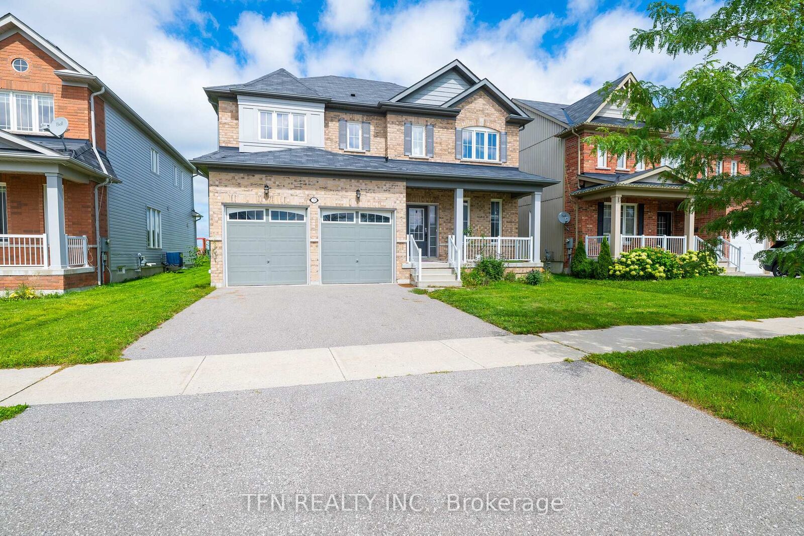 Property Photo:  24 Don Hadden Crescent  ON L0C 1H0 
