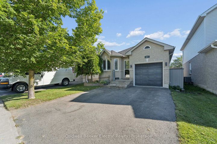Property Photo:  661 Clancy Crescent  ON K9K 2S3 