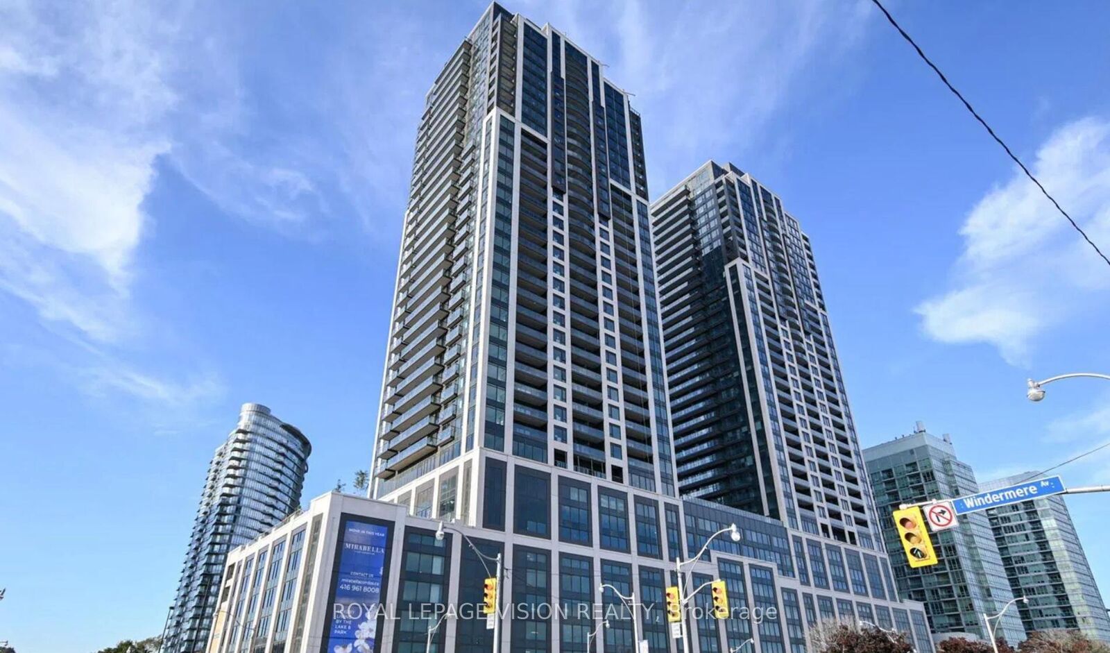 Photo de la propriété:  1928 Lake Shore Boulevard W 1715  ON M6S 0B1 