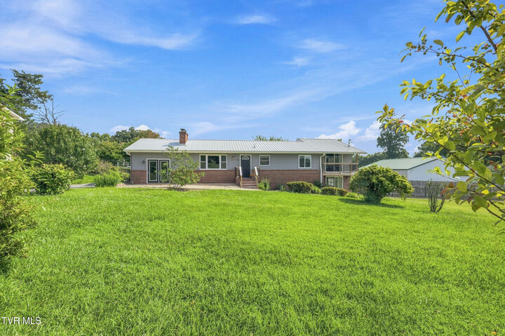 Property Photo: 312 Sunnybrook Drive TN 37620