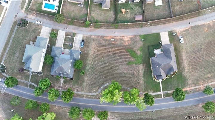 Property Photo:  0 (Lot 5 Block B) Oak Park Drive  AL 36079 