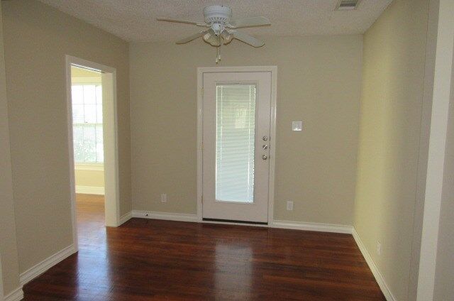 Property Photo: 3511 Windsor Road B TX 78703