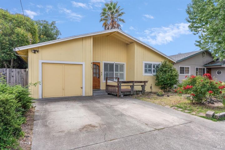 Property Photo: 644 Wild Oak Drive CA 95492