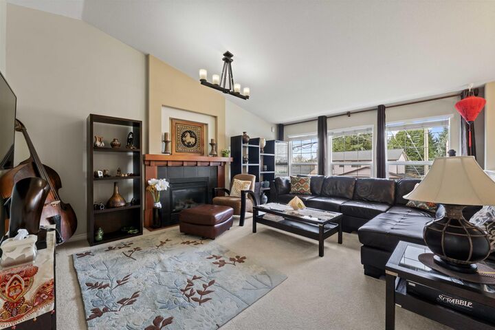 Property Photo:  11982 230 Street  BC V2X 7Z8 