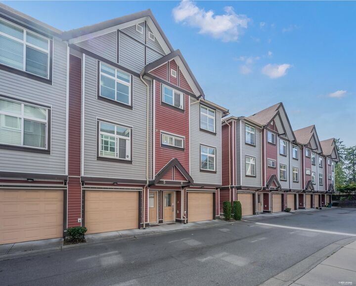 Property Photo:  9405 121 Street 5  BC V3V 0A9 