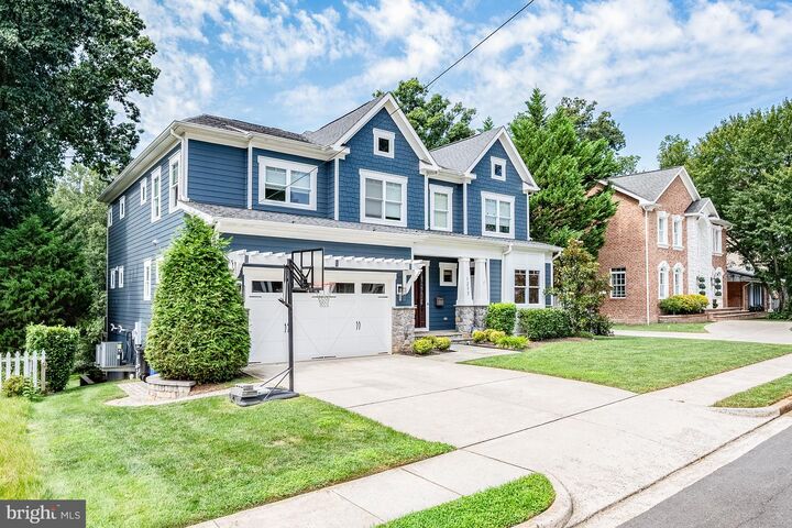 Property Photo: 1217 Ross Drive SW VA 22180