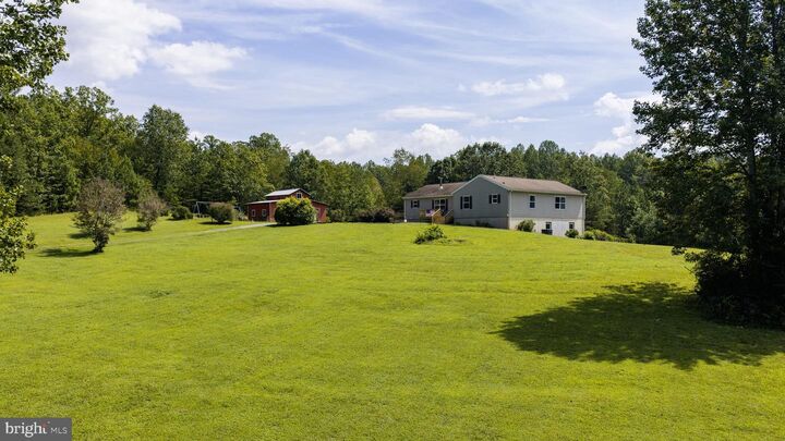 Property Photo: 1245 Parish Road VA 22735