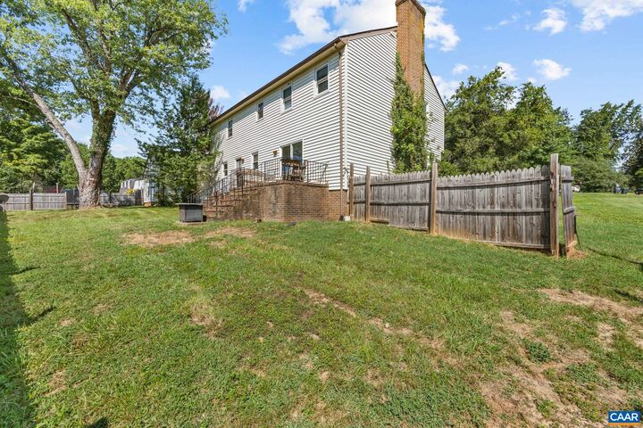 Property Photo:  1625 Maiden Ln  VA 22911 