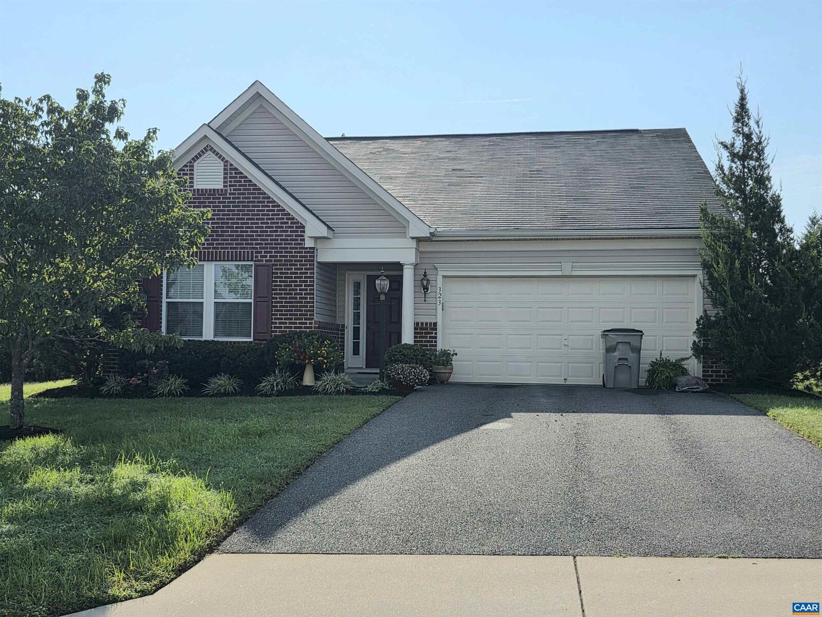 Property Photo:  323 Elizabeth Dr  VA 22923 