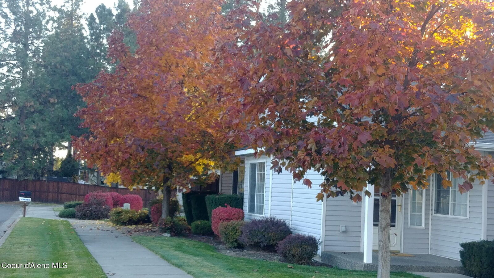 Property Photo: 190 E Jeffrey Pine Ln 2 ID 83815