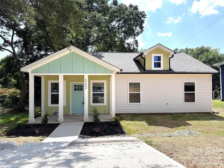 Property Photo: 312 Gidney Street NC 28150
