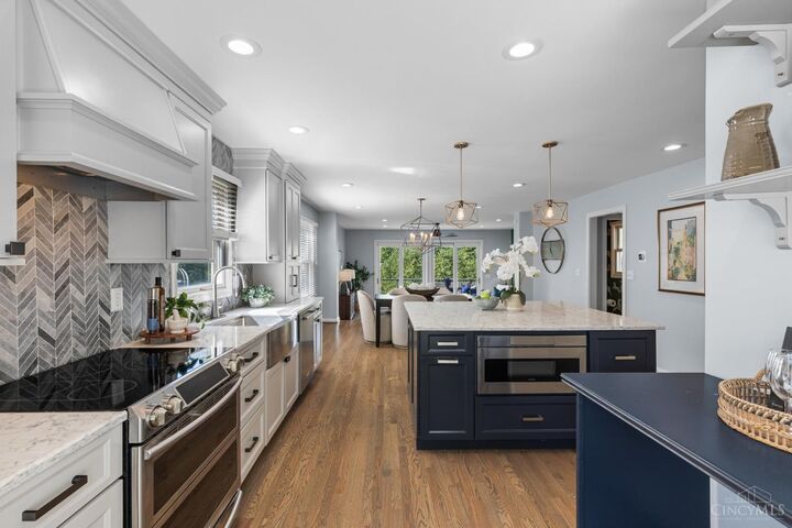 Property Photo:  559 Tusculum Avenue  OH 45226 