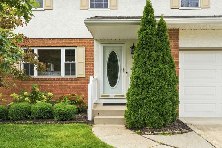 Property Photo:  261 Brookhaven E Drive  OH 43230 