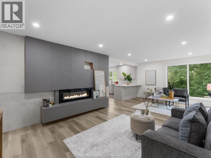 Property Photo:  1838 Seacliff Drive  ON N9Y 2M6 