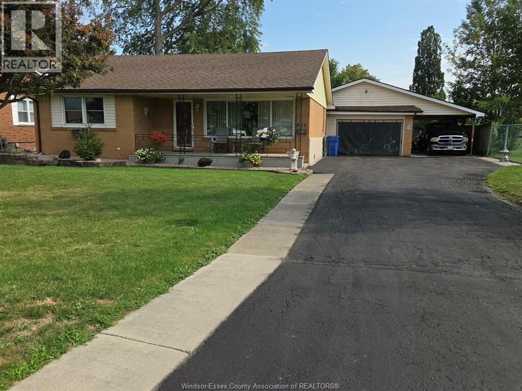 Property Photo:  12441 Renaud Street  ON N8N 1P5 