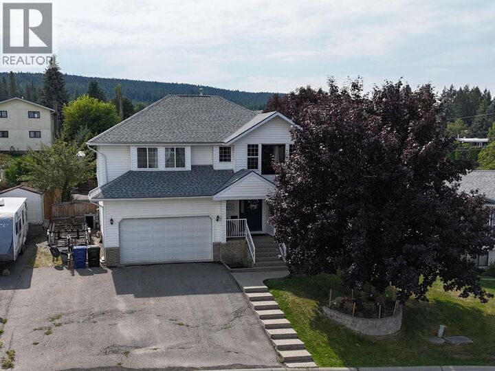 Property Photo: 1643 Staple Crescent BC V1C 6J1