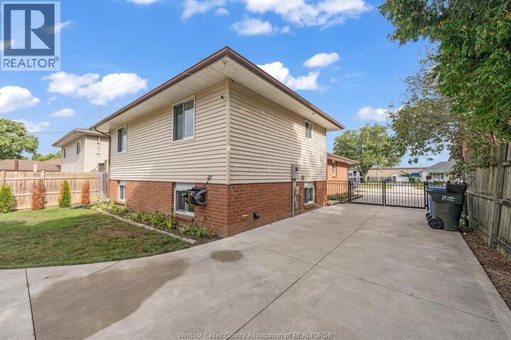 Property Photo:  231 St. Arnaud  ON N9V 2P2 