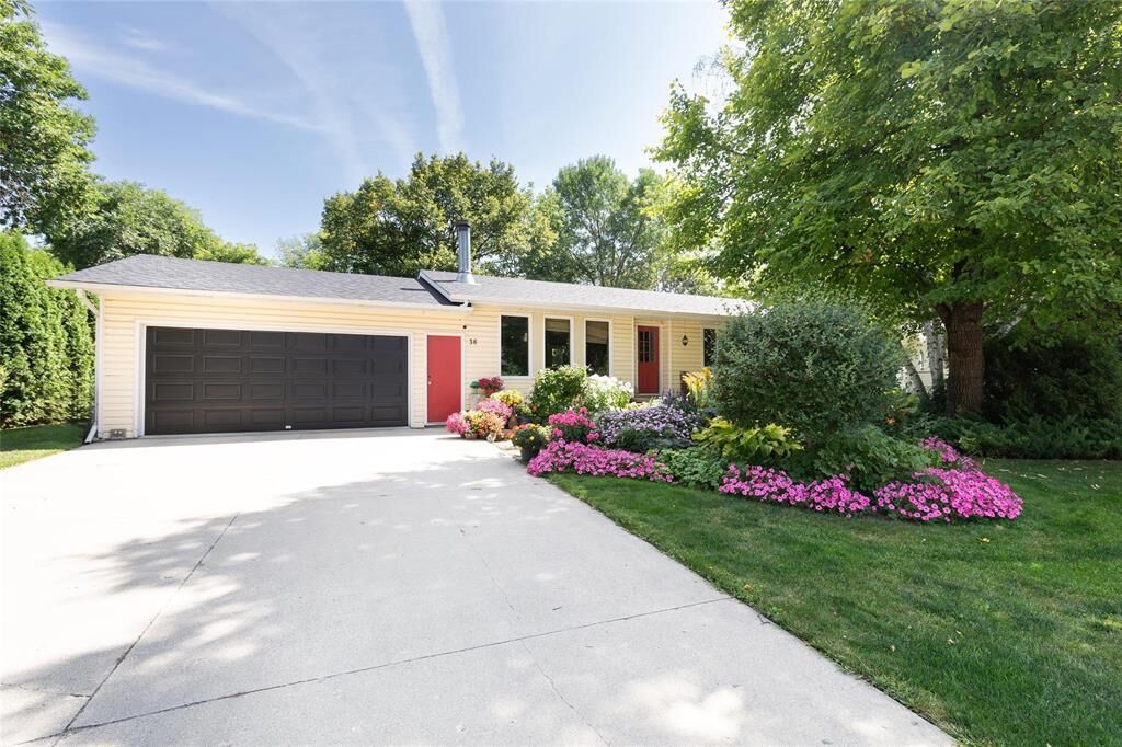 Property Photo: 36 Poplar Crescent MB R5G 0H5