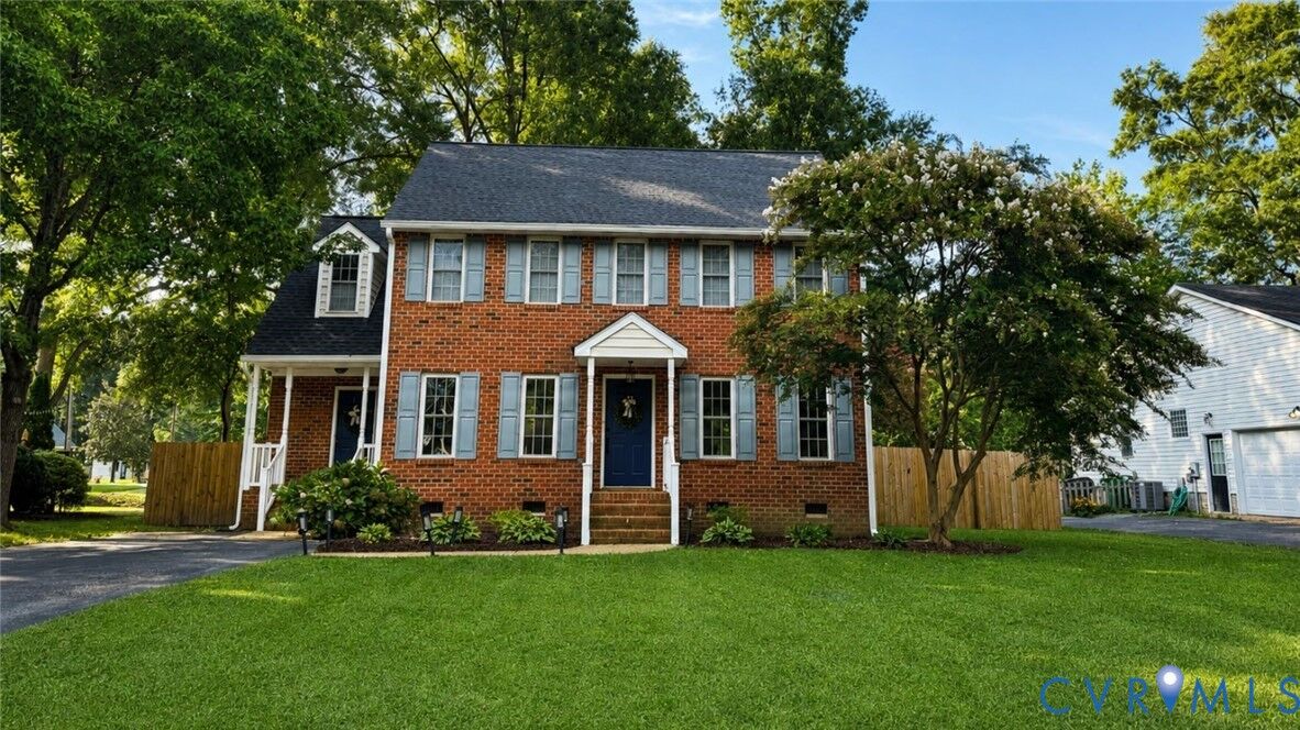 Property Photo:  103 N Macon Terrace  VA 23005 