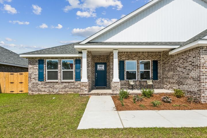 Property Photo: 7527 Hatteras Drive FL 32566