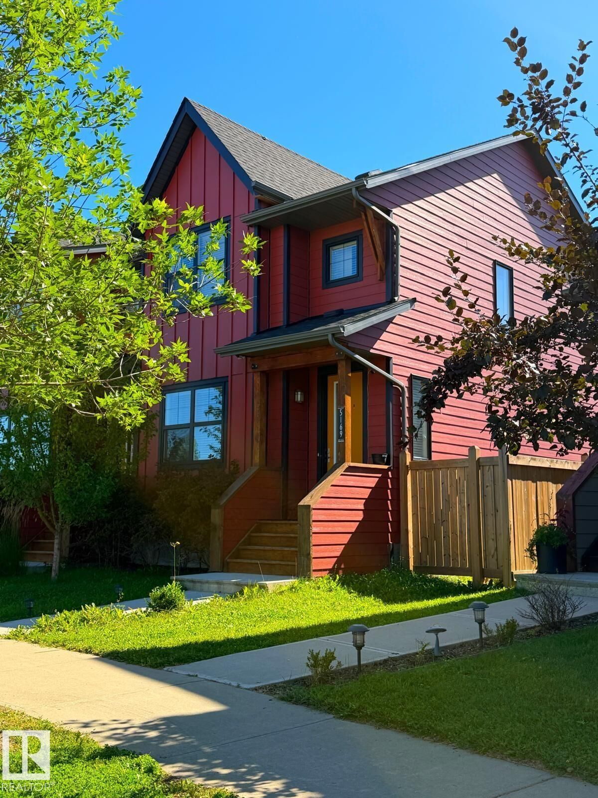 Property Photo:  5169 Chappelle Rd SW  AB T6W 3H3 