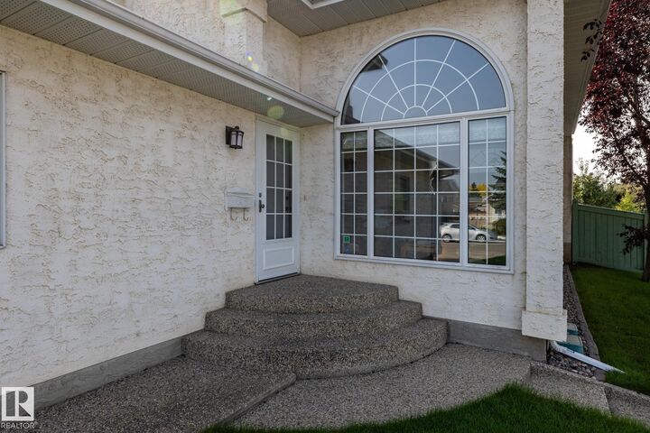 Property Photo:  7232 189 Street NW  AB T5T 5W5 