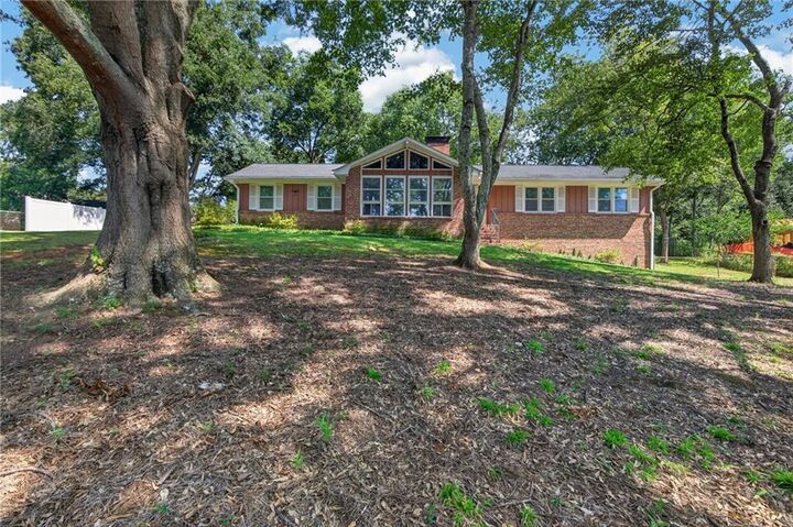 Property Photo:  90 Burnett Way  GA 30009 