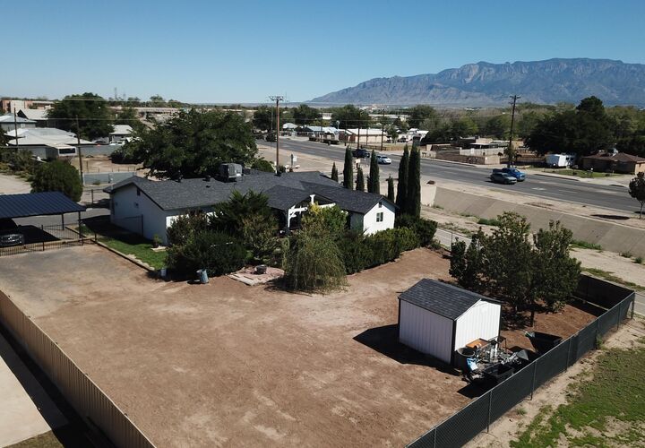 Property Photo: 202 Wayne Road NW NM 87114