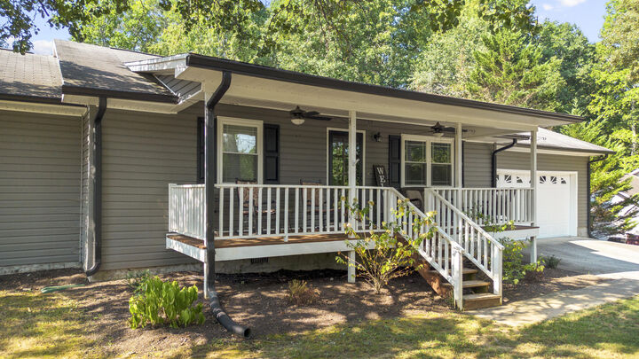 Property Photo:  200 Cg Earnest Road NW  TN 37310 