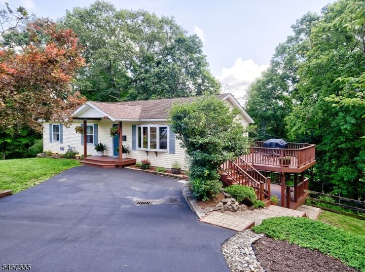 Property Photo:  12 Prospect St  NJ 08829 