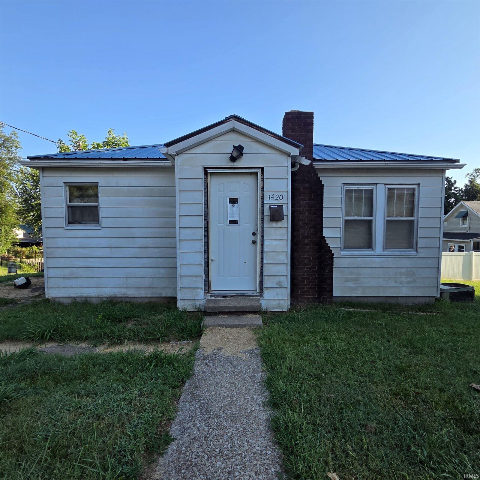 Property Photo:  1420 Franklin Street  IN 47586 