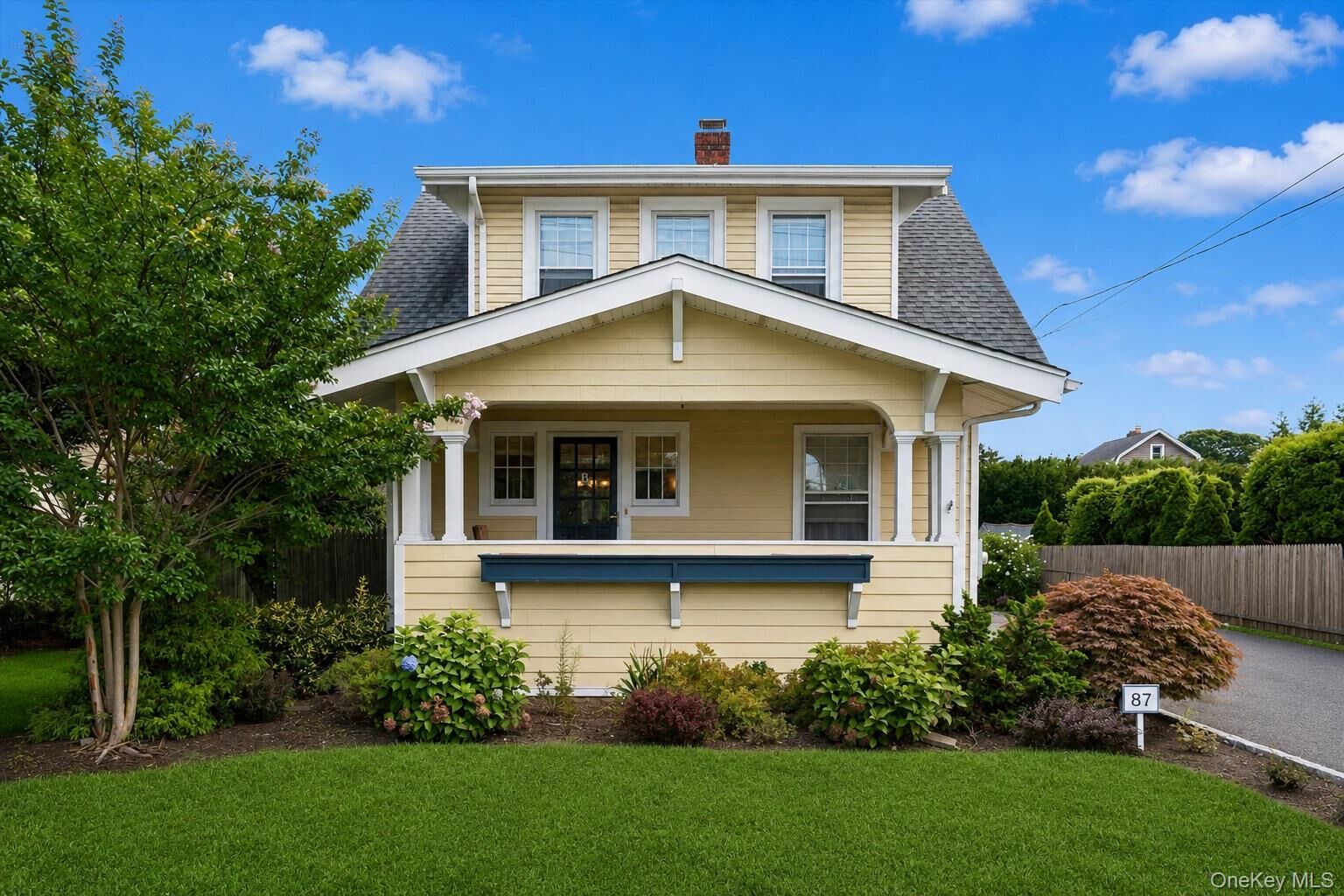 Property Photo: 87 Islip Avenue NY 11751
