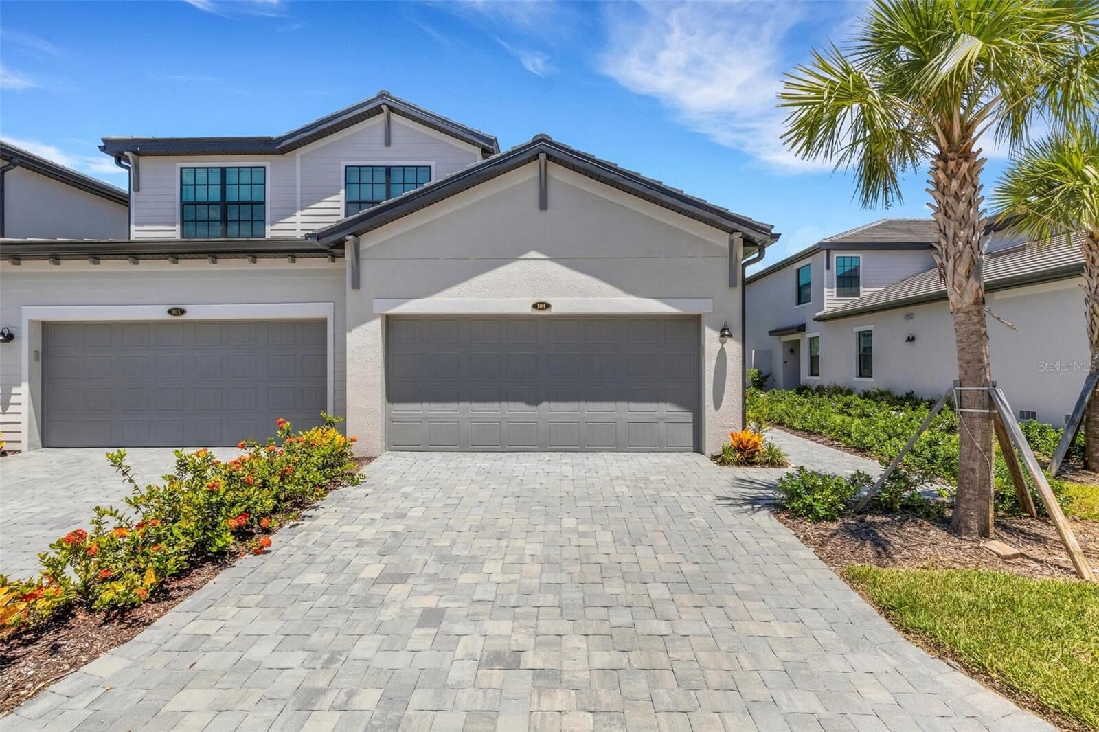 Property Photo: 5624 Summit Pointe Circle 104 FL 34210