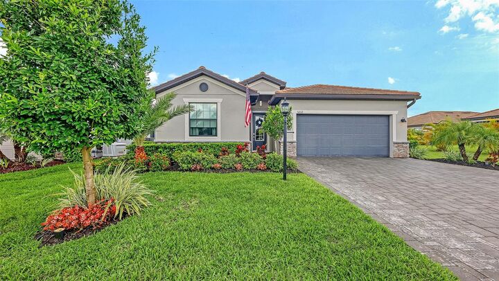 Property Photo:  5212 Marina Basin Court  FL 34211 