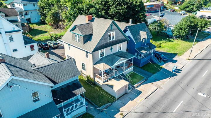Property Photo:  107 E Montezuma Avenue  MI 49931 
