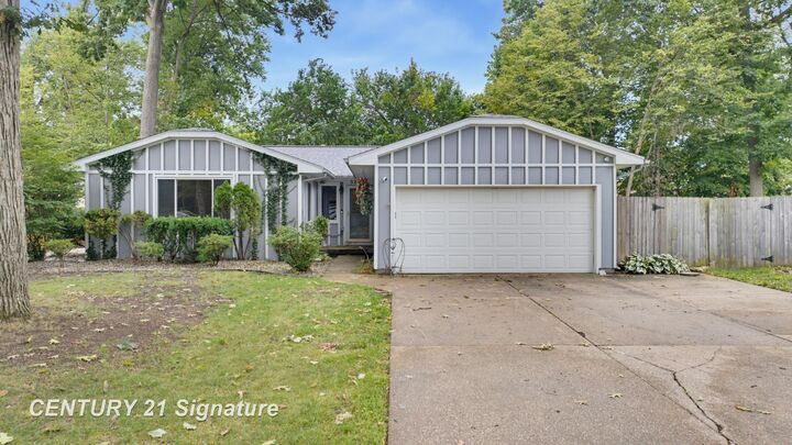 Property Photo:  5240 Wishing Well Drive  MI 48439 