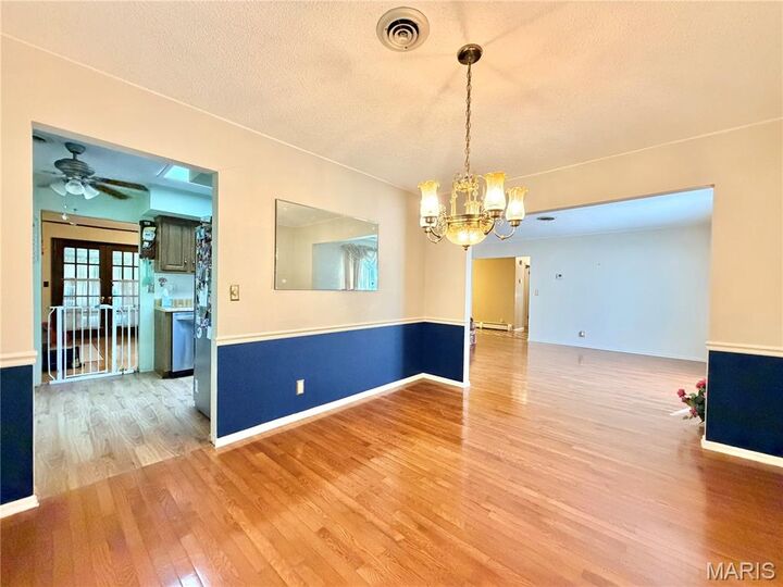 Property Photo:  205 Woodridge Drive  IL 62226 