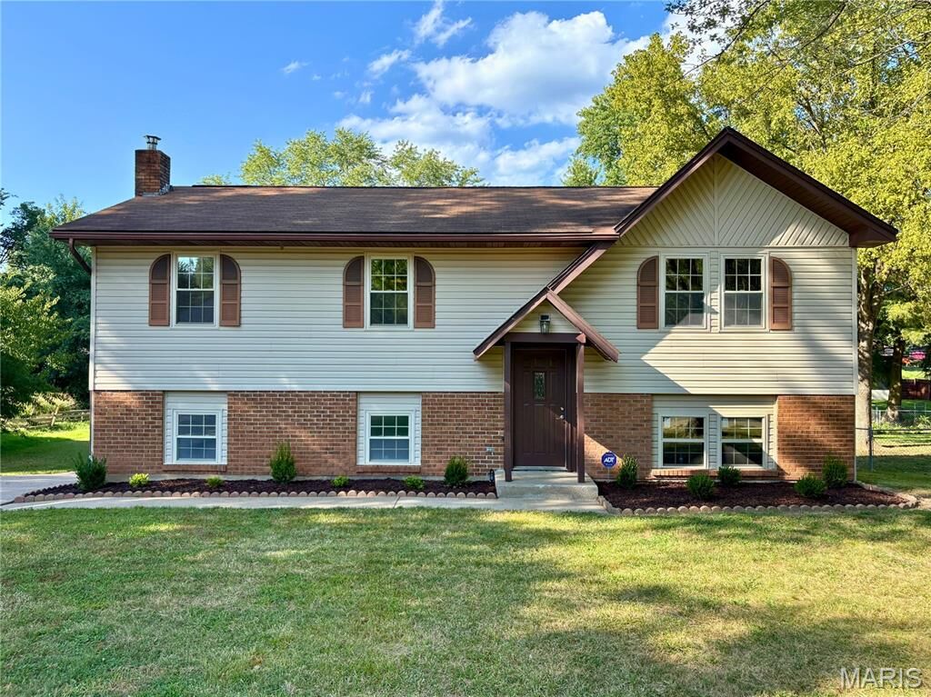 Property Photo:  3110 Aspen Drive  MO 63701 