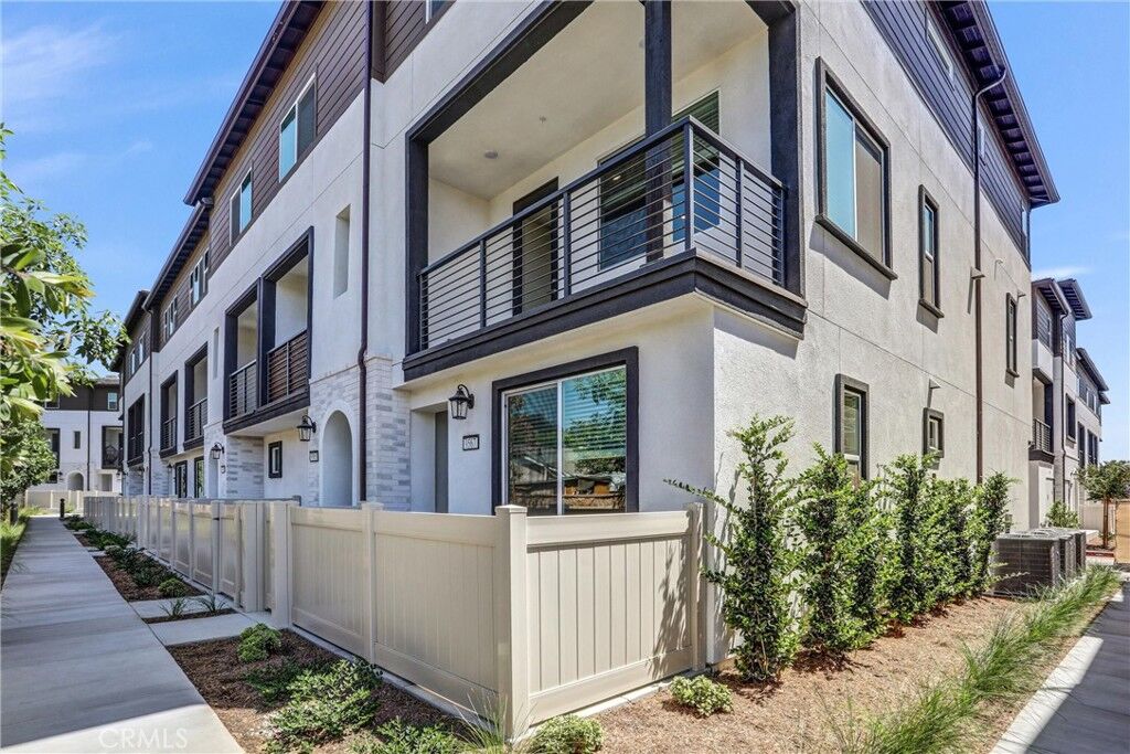 Property Photo:  9567 Hannah  CA 92503 
