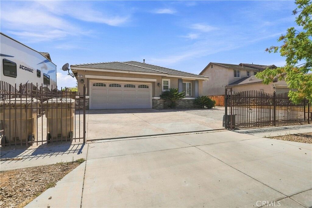 Property Photo:  13817 Coolidge  CA 92344 