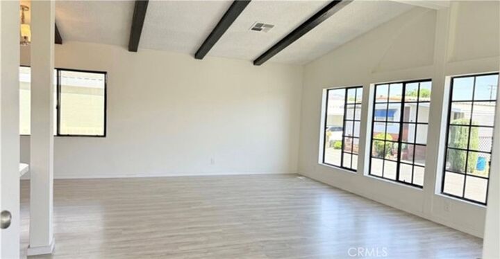 Property Photo:  530 W Devonshire Avenue 65  CA 92543 