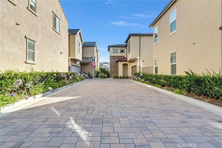 Property Photo:  1164 Portola Oaks Dr  CA 92610 