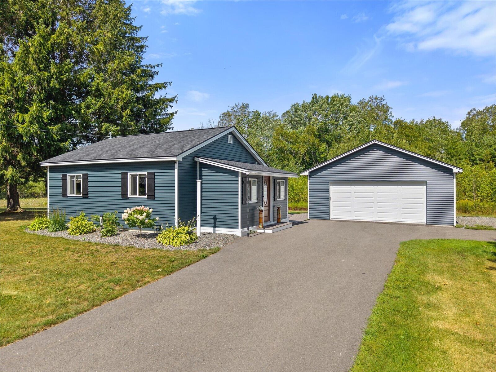 Property Photo: 207 River Road ME 04453