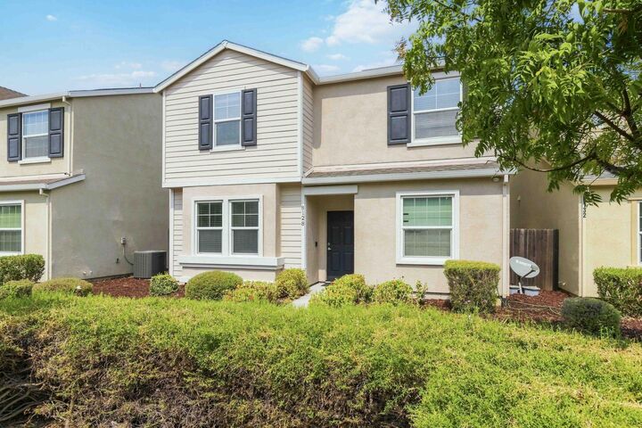 Property Photo:  8128 Emmy Willow Lane  CA 95828 
