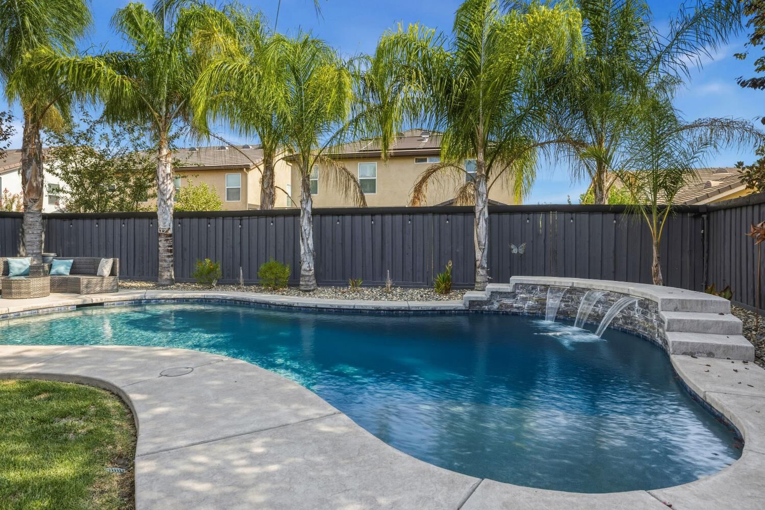 Property Photo:  333 Bramble Court  CA 95747 