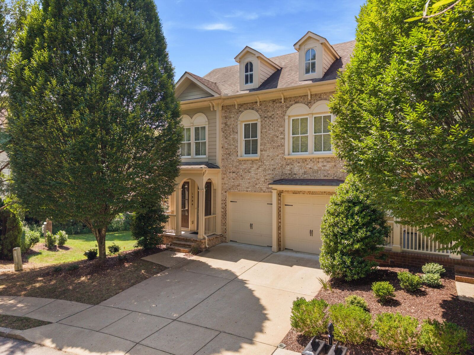 Property Photo:  1544 Hampshire Pl  TN 37179 