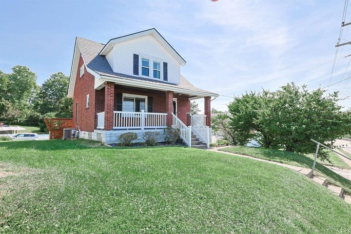 Property Photo: 315 Grandview Avenue KY 41071